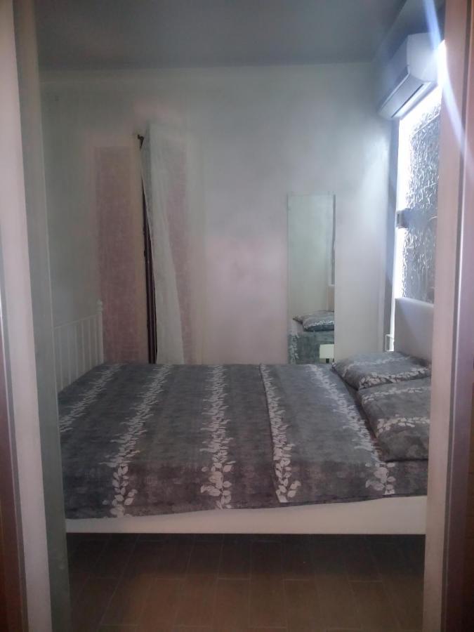 Rosilienza Suites Private Spa, Patio Garden Free Trasfer To & From Airport Фиумичино Екстериор снимка