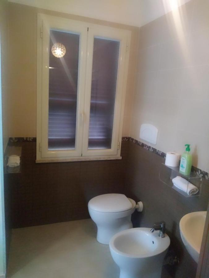 Rosilienza Suites Private Spa, Patio Garden Free Trasfer To & From Airport Фиумичино Екстериор снимка