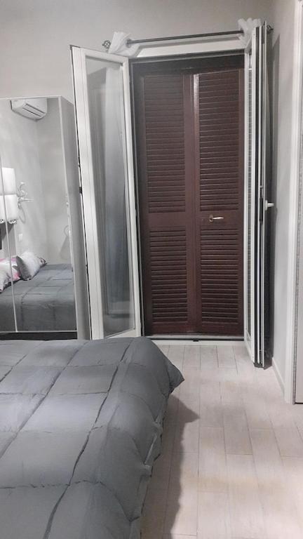 Rosilienza Suites Private Spa, Patio Garden Free Trasfer To & From Airport Фиумичино Екстериор снимка