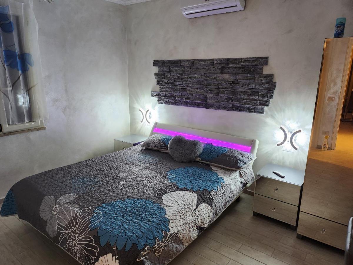 Rosilienza Suites Private Spa, Patio Garden Free Trasfer To & From Airport Фиумичино Екстериор снимка