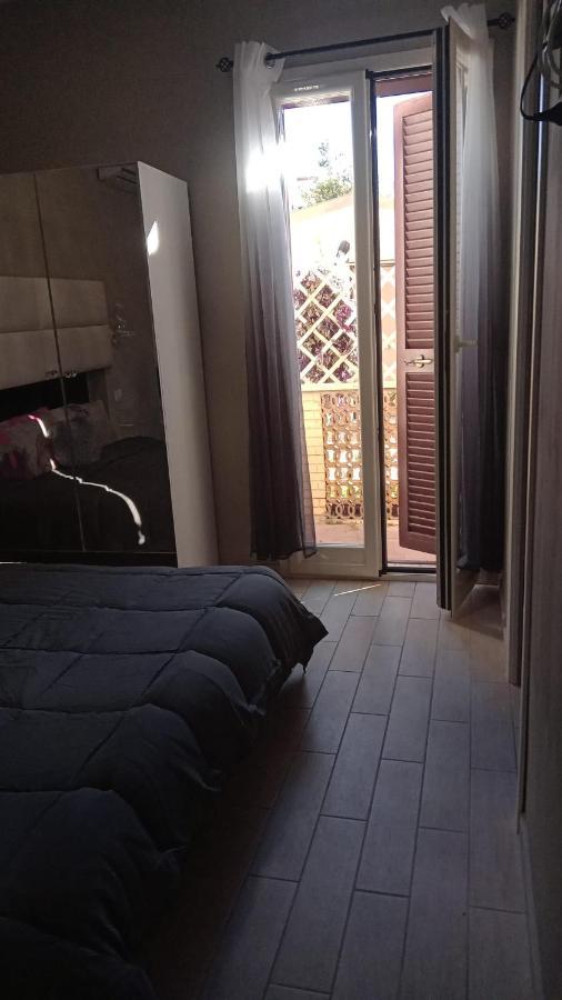 Rosilienza Suites Private Spa, Patio Garden Free Trasfer To & From Airport Фиумичино Екстериор снимка