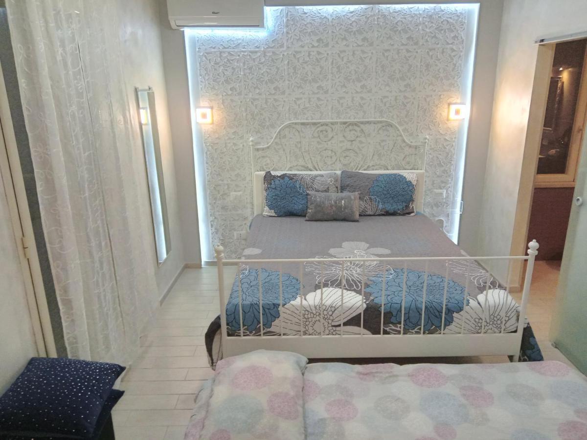 Rosilienza Suites Private Spa, Patio Garden Free Trasfer To & From Airport Фиумичино Екстериор снимка
