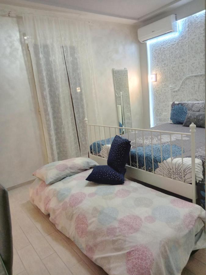 Rosilienza Suites Private Spa, Patio Garden Free Trasfer To & From Airport Фиумичино Екстериор снимка